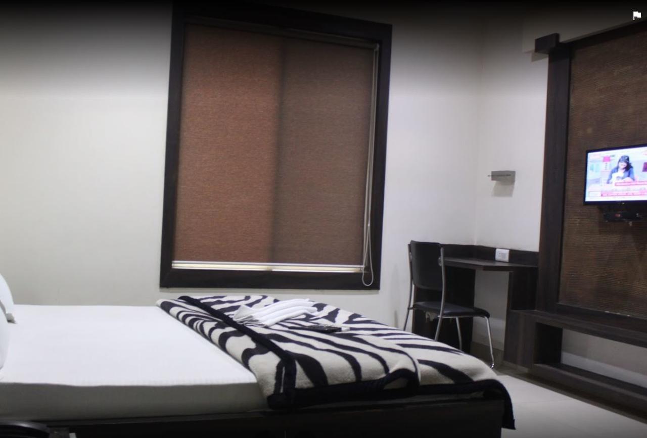 City Surya Hotel Gaya Luaran gambar