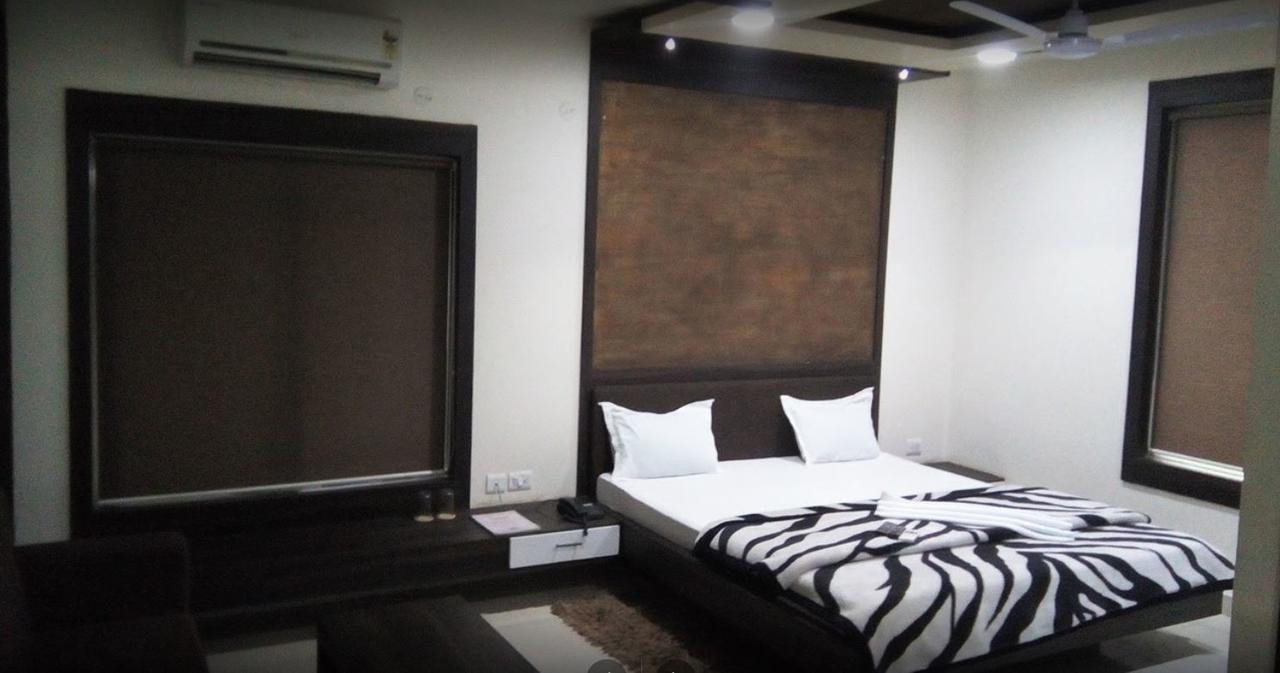 City Surya Hotel Gaya Luaran gambar