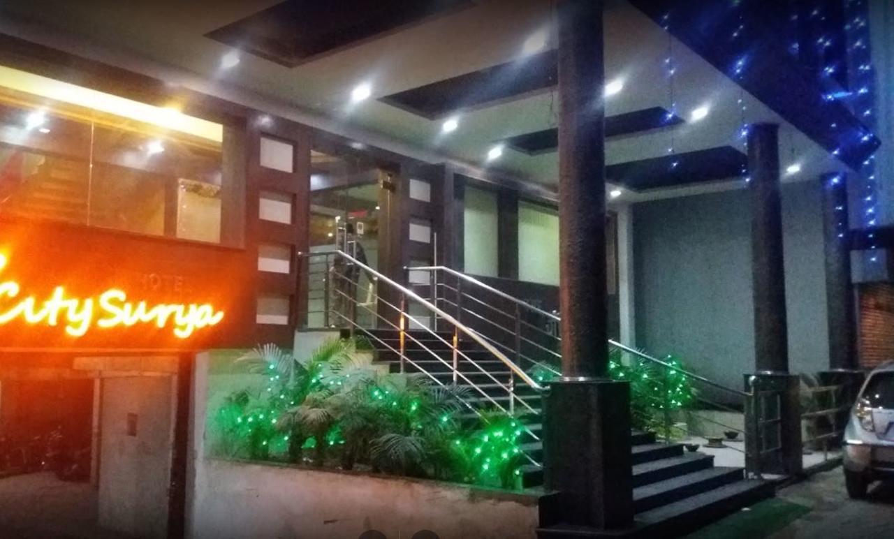 City Surya Hotel Gaya Luaran gambar
